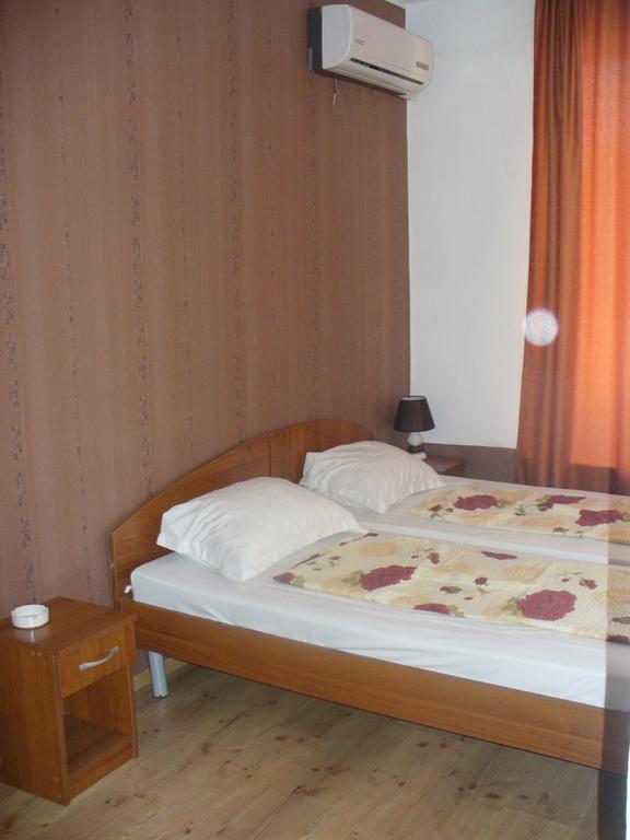Zora Guest House Primorsko Zewnętrze zdjęcie