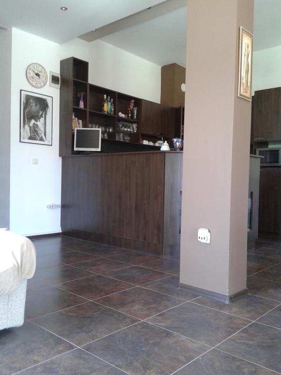 Zora Guest House Primorsko Zewnętrze zdjęcie